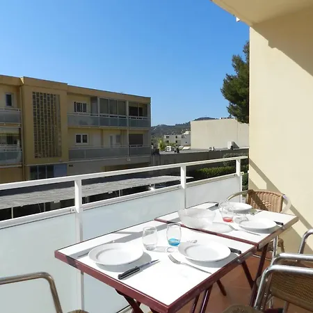 2 Pieces, Terrasse, Parking Privatif, 150m * בורם-לה-מימוזה