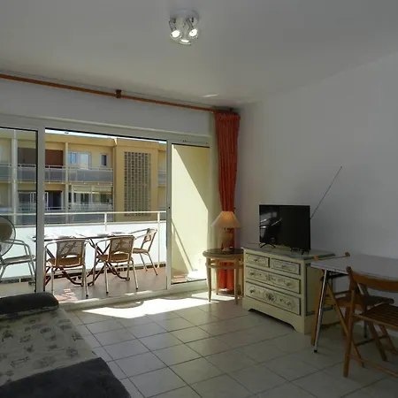 דירה 2 Pieces, Terrasse, Parking Privatif, 150m בורם-לה-מימוזה